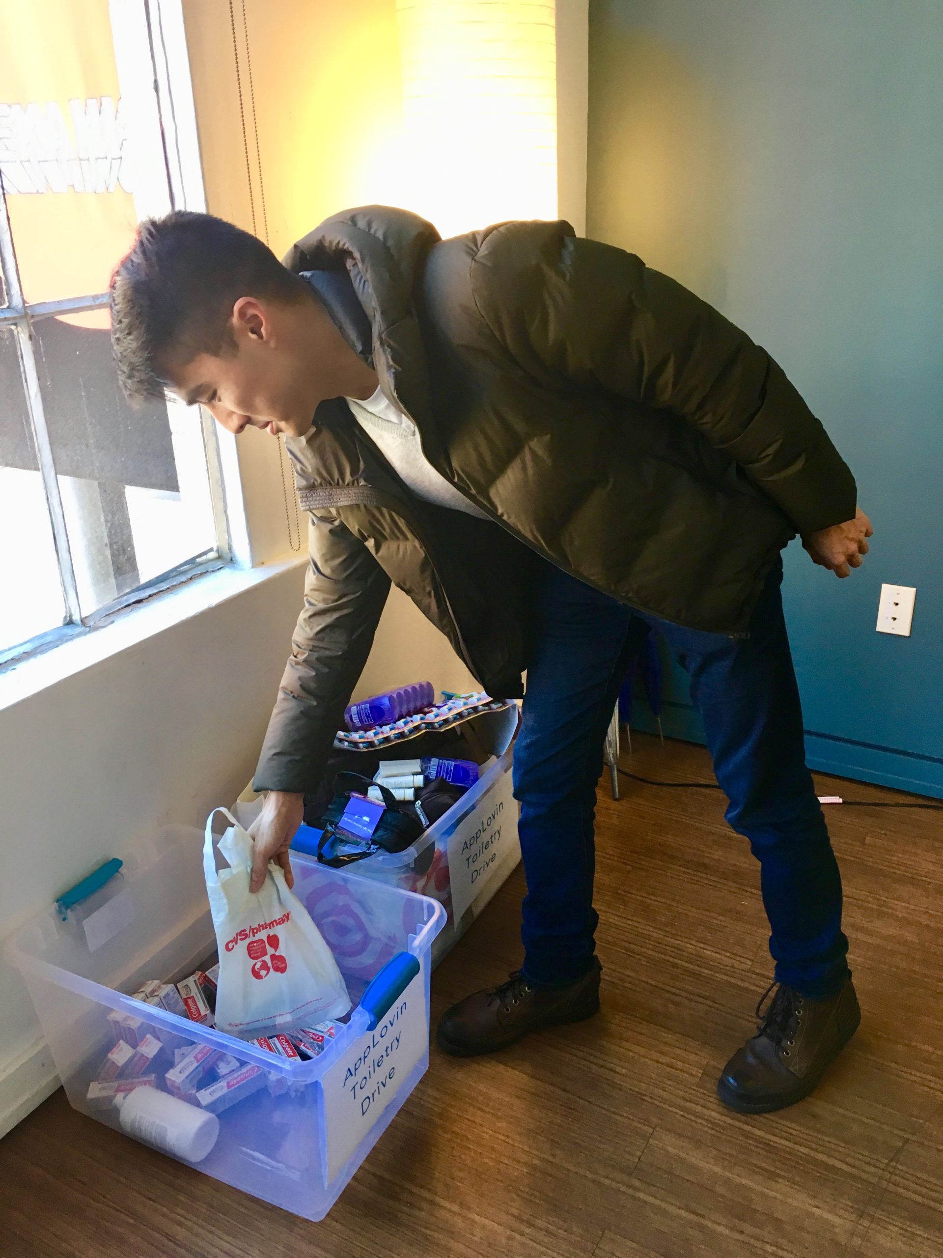 AppLovin Cares - La Casa de las Madres toiletry drive